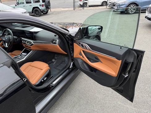 Used 2023 BMW i4 eDrive35 w/ Premium Package RWD image 38
