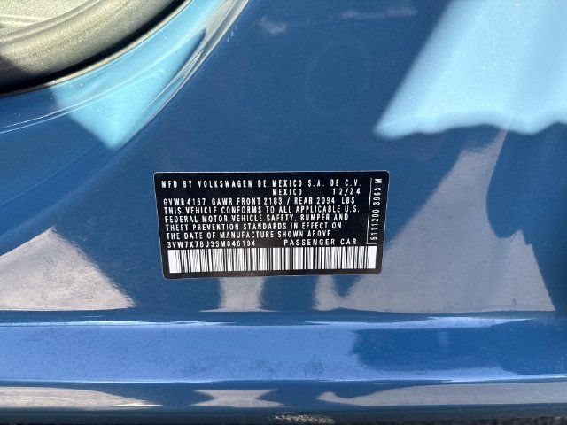 Used 2025 Volkswagen Jetta SE FWD image 27