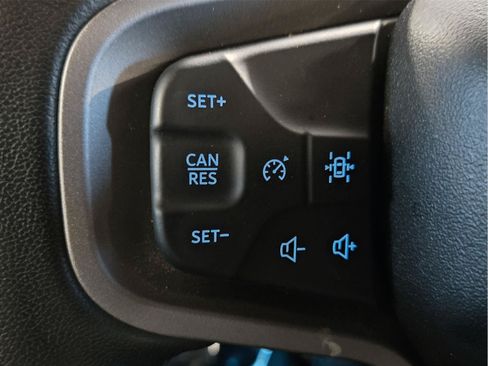 Used 2023 Ford Bronco Black Diamond AWD/4WD image 26