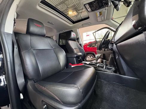 Certified 2024 Toyota 4Runner TRD Off-Road Premium w/ Moonroof Package AWD/4WD image 56