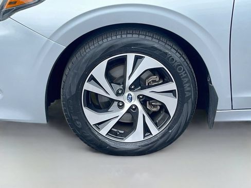 Used 2022 Subaru Legacy Premium AWD/4WD image 32