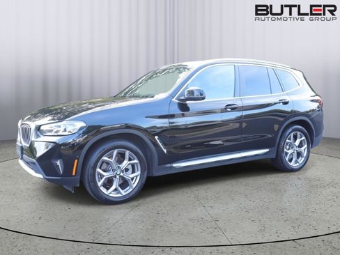 Used 2024 BMW X3 sDrive30i w/ Premium Package w/ZPA image 4