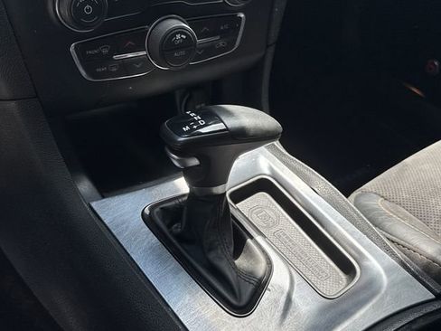 Used 2017 Dodge Charger R/T RWD image 15