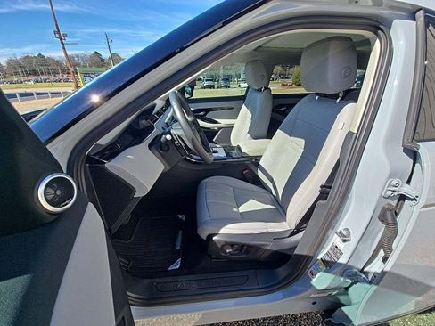 Used 2024 Land Rover Range Rover Evoque S image 4