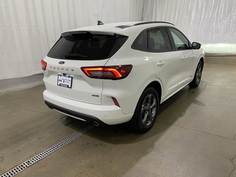 Used 2023 Ford Escape ST-Line Select w/ Tech Pack #2 image 3