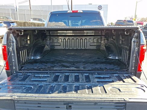 Used 2017 Ford F150 XLT w/ Equipment Group 302A Luxury image 30