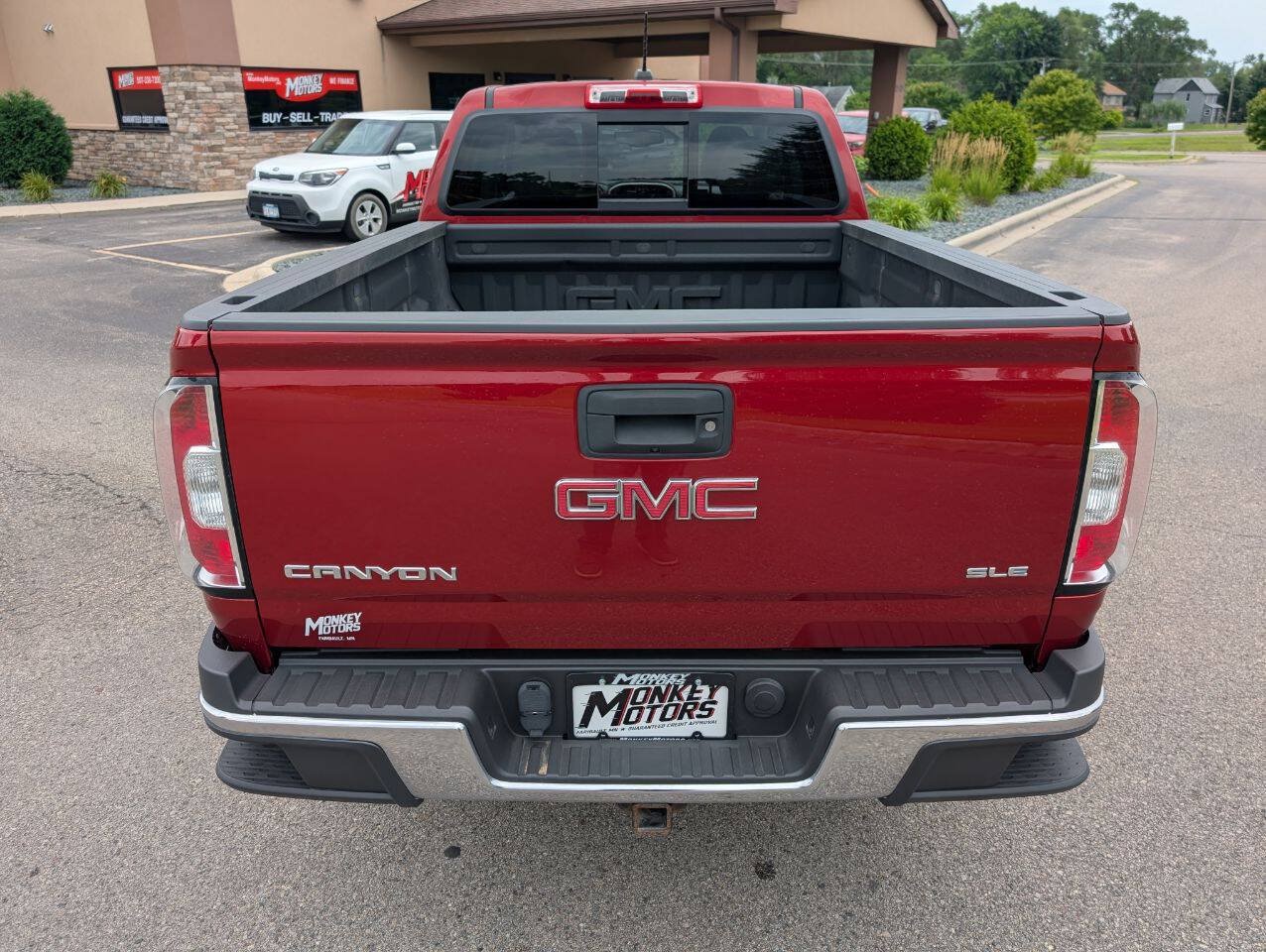Used 2016 GMC Canyon SLE w/ SLE Convenience Package AWD/4WD image 9