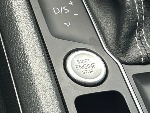 Used 2023 Volkswagen Atlas SE FWD image 57