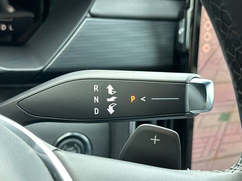 New 2026 GMC Acadia Elevation w/ Elevation Premium Package FWD image 23