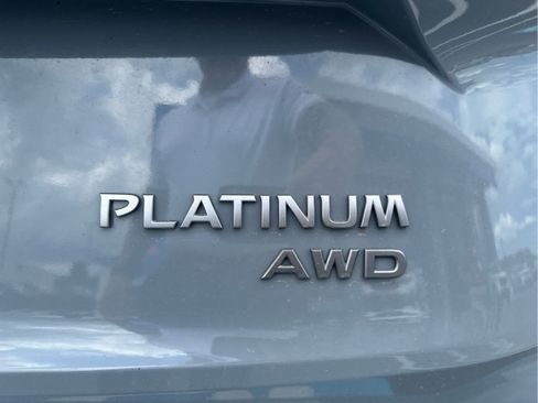 Used 2024 Nissan Rogue Platinum w/ Platinum Premium Package AWD/4WD image 13