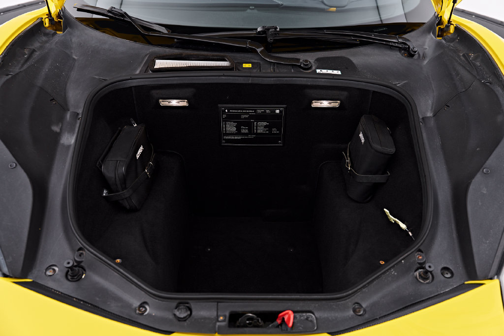 Used 2017 Ferrari 488 GTB RWD image 23