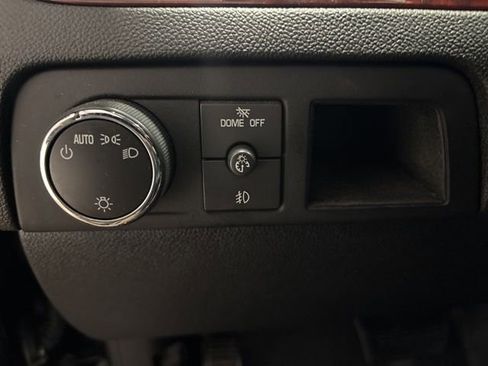 Used 2011 Cadillac Escalade EXT Luxury AWD/4WD image 13
