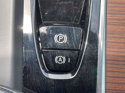 Used 2023 Volvo XC60 T8 Plus w/ Climate Package AWD/4WD image 41