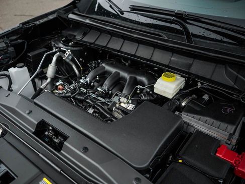 New 2025 Nissan Pathfinder Rock Creek image 7