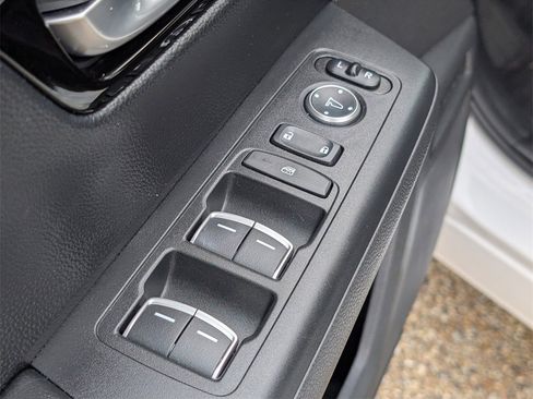 Used 2024 Honda CR-V EX-L image 14