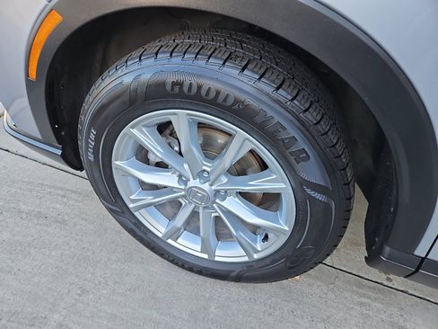 Used 2024 Honda CR-V EX image 9