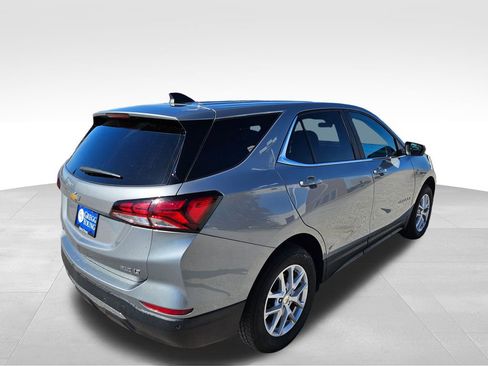Used 2024 Chevrolet Equinox LT image 7