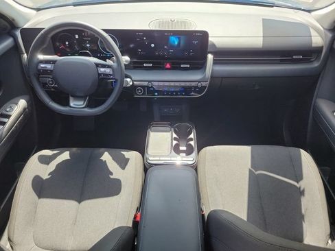 Used 2025 Hyundai Ioniq 5 SE RWD image 11