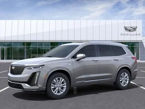 New 2025 Cadillac XT6 Luxury FWD image 2