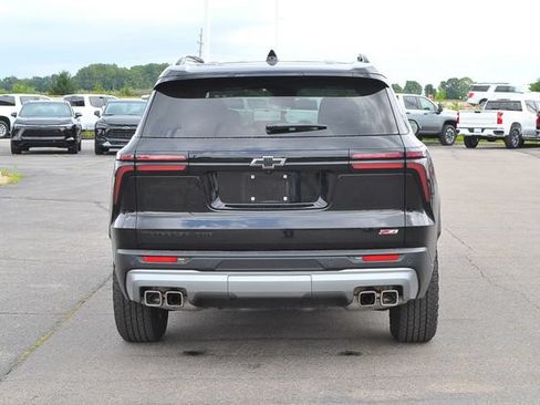 Used 2025 Chevrolet Traverse Z71 w/ Driver Confidence Package AWD/4WD image 4