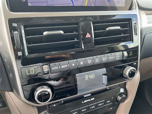 Used 2023 Lexus GX 460 Premium image 19