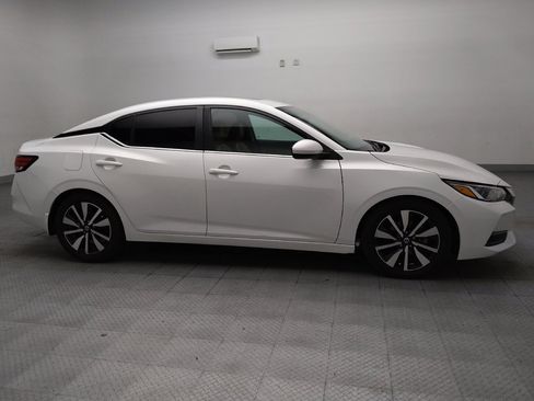 Used 2021 Nissan Sentra SV w/ SV Premium Package FWD image 11