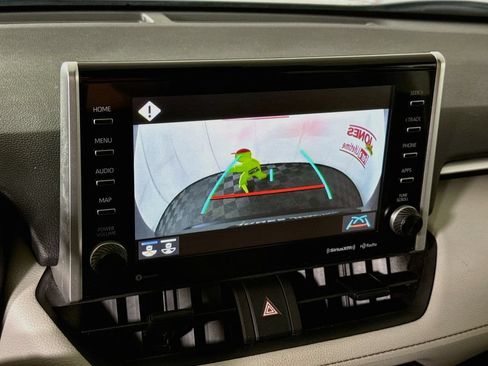Certified 2022 Toyota RAV4 XLE w/ Convenience Package AWD/4WD image 6
