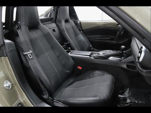 Certified 2023 MAZDA MX-5 Miata Grand Touring w/ Weather Package RWD image 18