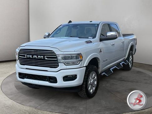Used 2022 RAM 2500 Laramie AWD/4WD image 3