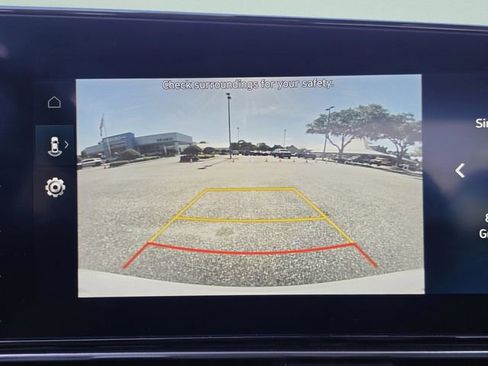Used 2024 Hyundai Elantra SEL FWD image 25