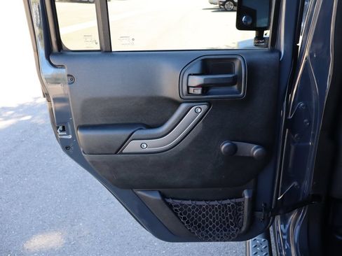 Used 2017 Jeep Wrangler Unlimited Sport w/ Max Tow Package AWD/4WD image 25