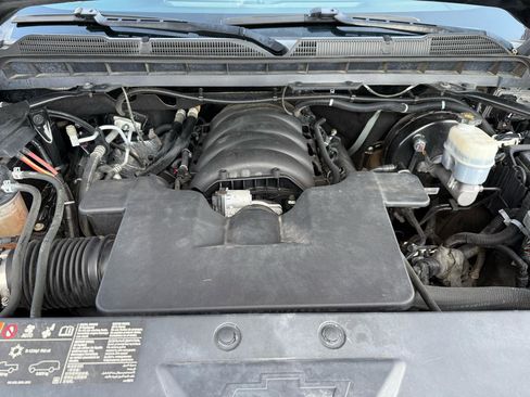 Used 2018 Chevrolet Silverado 1500 LTZ Z71 w/ LTZ Plus Package AWD/4WD image 26