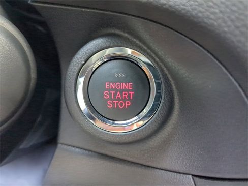 New 2025 Subaru Ascent Limited image 32