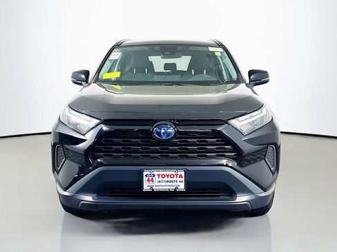 Used 2024 Toyota RAV4 LE AWD/4WD image 9