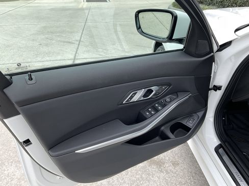 Certified 2022 BMW 330i Sedan w/ Premium Package 2 image 8