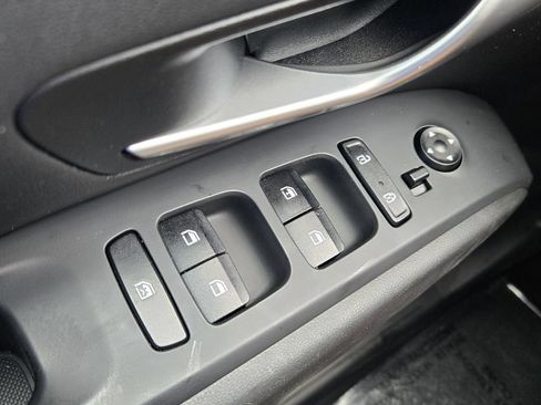 Certified 2023 Hyundai Tucson SE FWD image 25