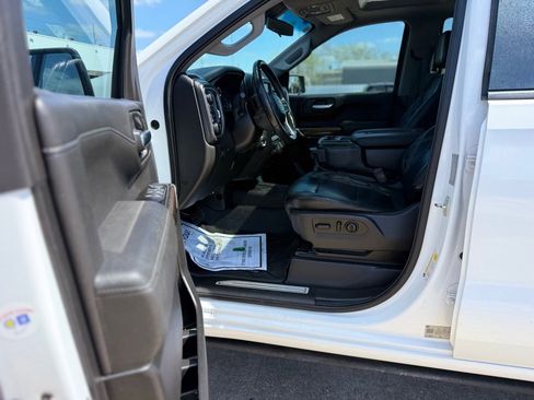 Used 2019 Chevrolet Silverado 1500 LT w/ Texas Edition image 7