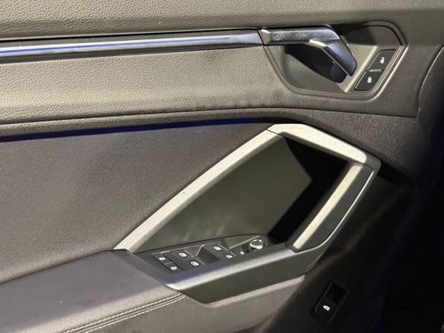 Used 2021 Audi Q3 2.0T Premium Plus image 11