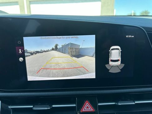 Used 2023 Kia Niro EX Touring FWD image 14