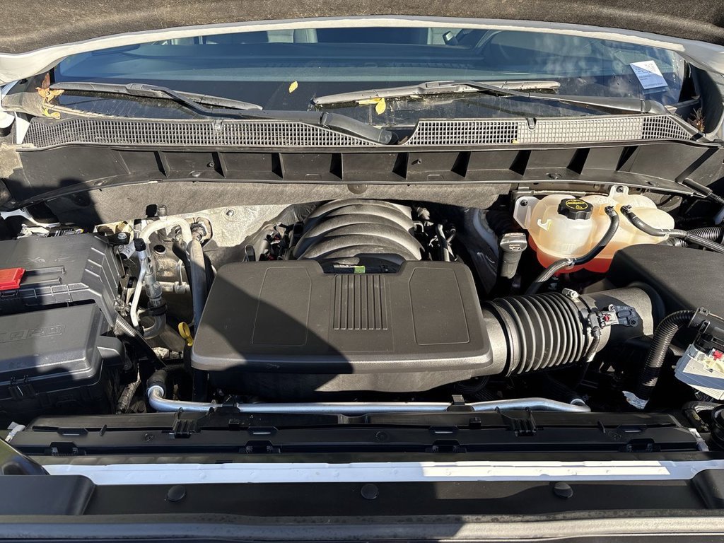 Certified 2026 Chevrolet Silverado 1500 RST AWD/4WD image 34