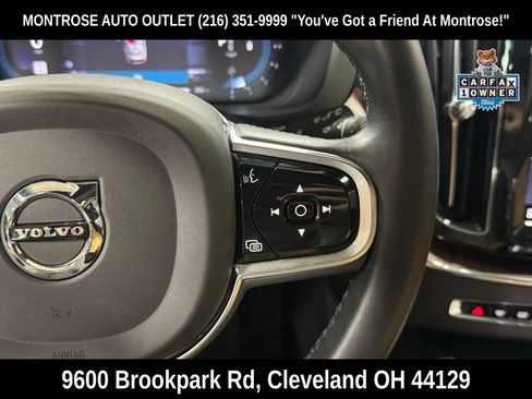 Used 2023 Volvo XC60 B5 Ultimate w/ Climate Package image 19