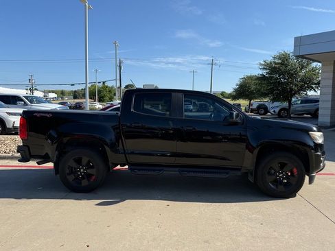 Used 2018 Chevrolet Colorado LT w/ Redline Special Edition AWD/4WD image 7