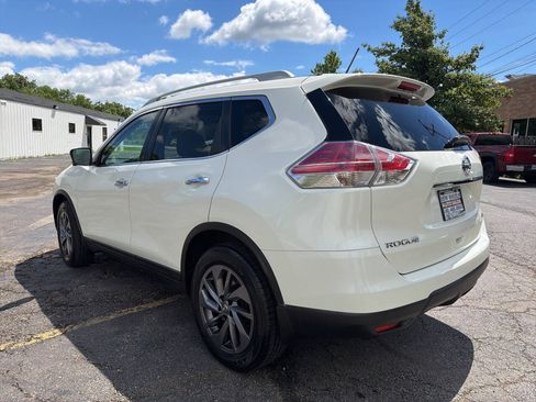 Used 2016 Nissan Rogue SL w/ SL Premium Package AWD/4WD image 4
