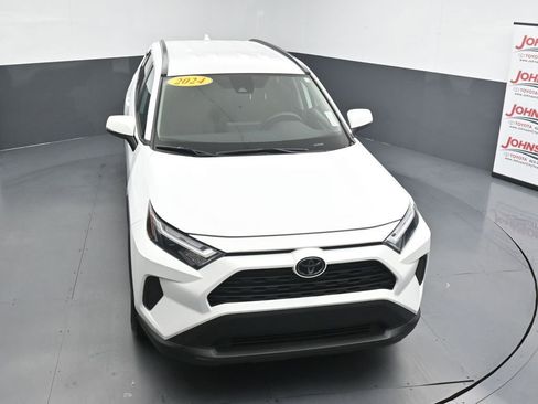 Used 2024 Toyota RAV4 XLE FWD image 26