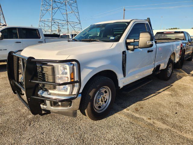 Used 2024 Ford F350 XL w/ 360-Degree Camera Package RWD image 2