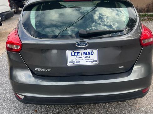 Used 2018 Ford Focus SE image 6