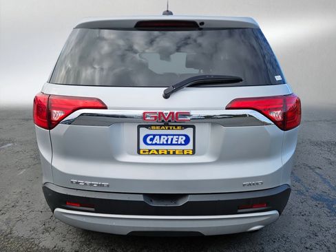 Used 2017 GMC Acadia SLE image 4