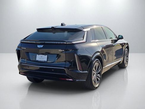 New 2026 Cadillac Lyriq Luxury image 5