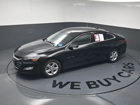 Used 2020 Chevrolet Malibu LS FWD image 12