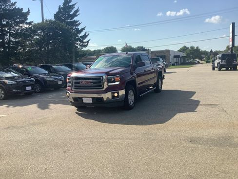 Used 2014 GMC Sierra 1500 SLE w/ SLE Value Package AWD/4WD image 4